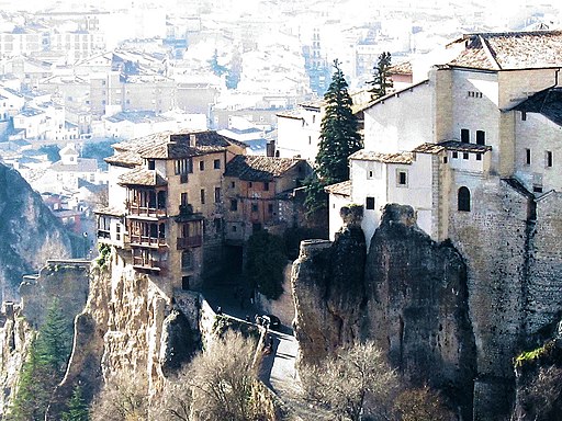 Casas Colgadas