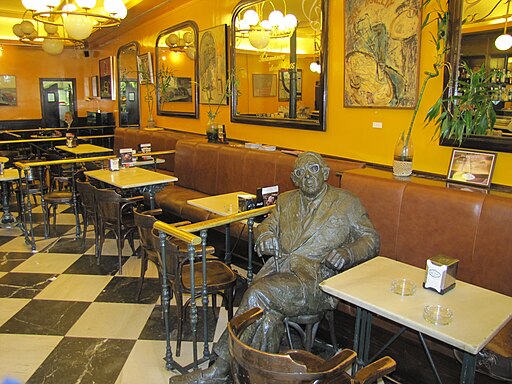 Café novelty