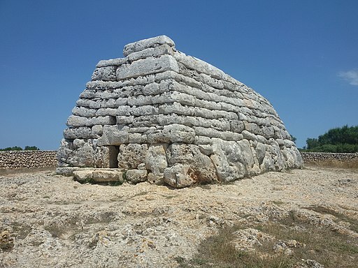 Naveta des Tudons