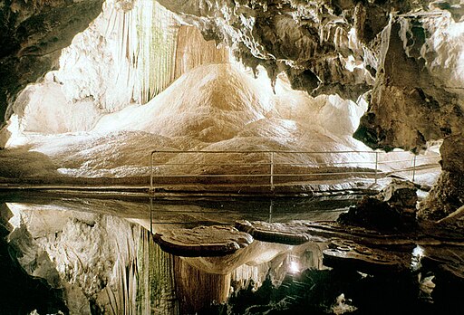 Gruta de las Maravillas